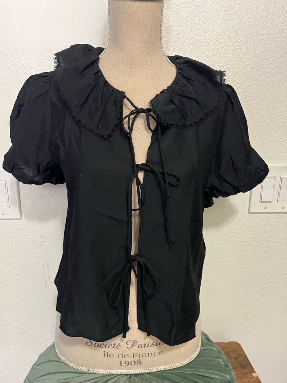 Divided Black Tie-Front Puff Sleeve Blouse